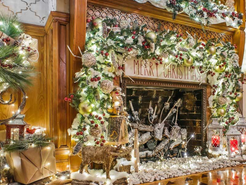 Christmas Spectacular! Tours at Stetson Mansion