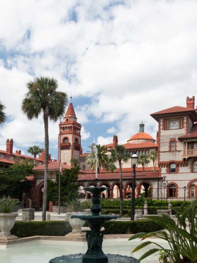 Private Colleges - Universities